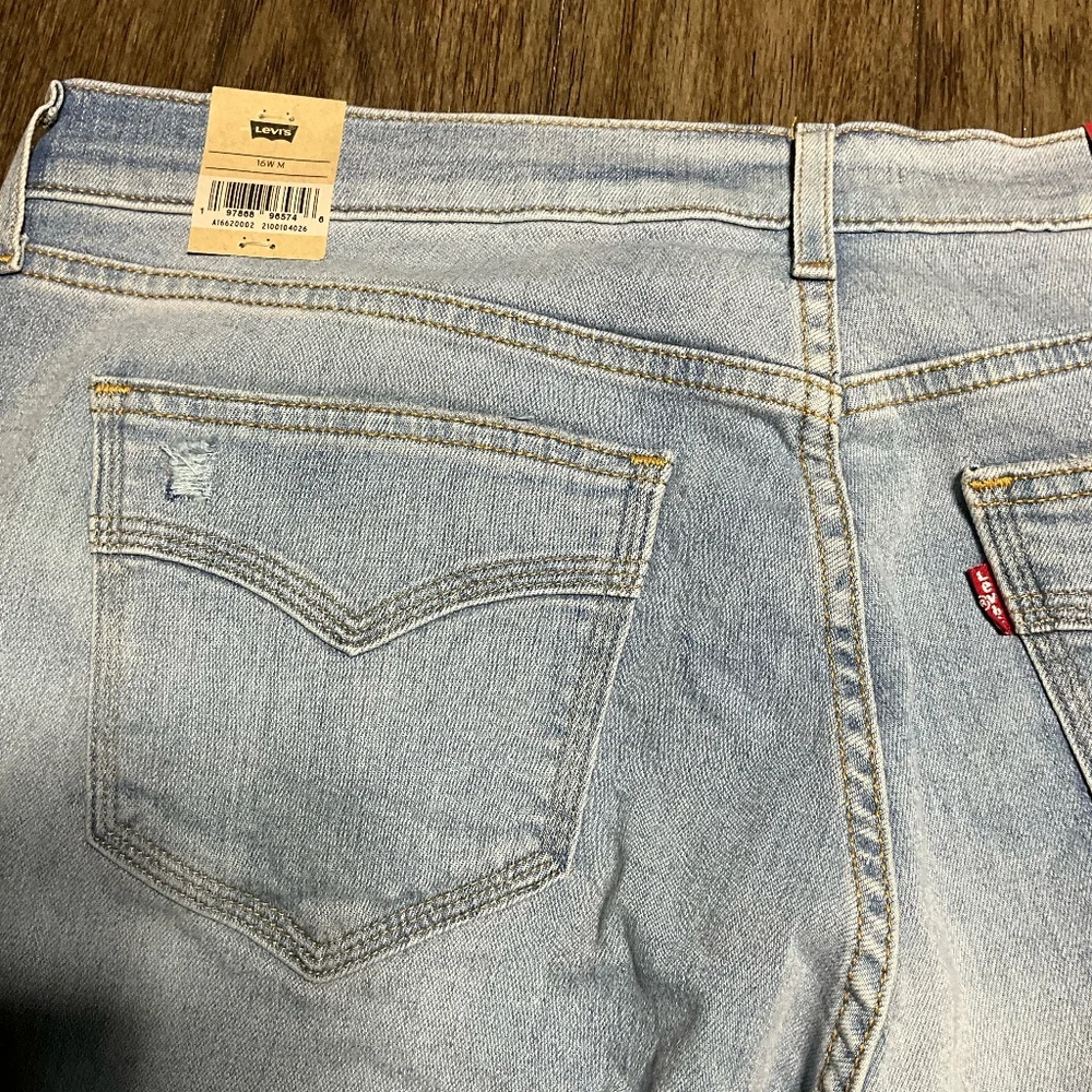 Levi's Women's Vintage Classic Bootcut Jeans 16W Med Rise NWT